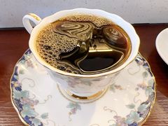-Café Monson