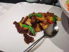 杏鲍菇雪花牛肉粒-宴昆山·私房菜(春晖店)
