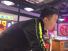 -马路牙子烧烤音乐酒馆(望京店)