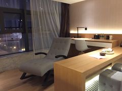 -优逸酒店(柳州窑埠古镇万象城店)