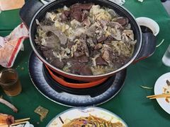 -一口猪海鲜浑锅·东北家常菜