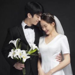 -女王风尚STUDIO·轻奢化定制