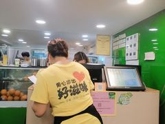 -佰搭果·广式茶餐厅(西华路店)