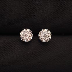 -威德钻石-克拉钻大本营(南京东路店)