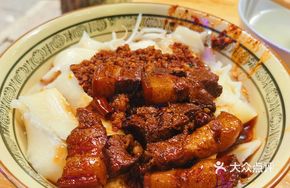 Mixed Sauce with Braised Pork