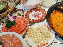 -巴卤社老火锅(财富店)