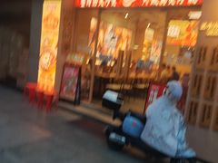 -华记煲仔华·煲仔饭(市桥易发店)