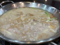 -老来福·非遗酸汤兔(凯旋路店)