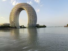 -湖州太湖旅游度假区-月亮广场