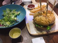 祖母超级至尊汉堡-G+KITCHEN(龙湖狮山天街店)