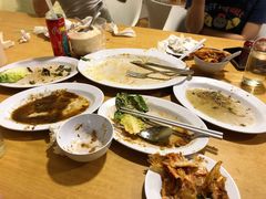 -ZF Seafood Restaurant 卓峰海鲜餐