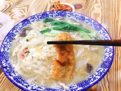 油条-邱芳粉店(迎宾大道旗舰店)