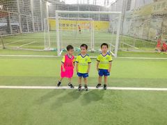 -飞梦少儿足球培训(塘桥校区)