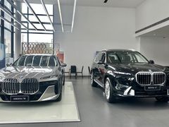 -上海宝信宝马4S店