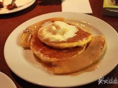 -Pancakes on the rocks(Darling Harbour)