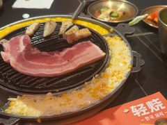 -轻烧烤肉(光谷步行街店)