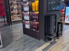 -日上免税店(三径路t3店)