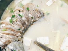 -土砂锅生态山庄·非遗砂锅雅鱼