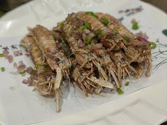 -今鲜源酒店·海鲜锅贴青岛菜(新湛路店)