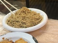 -霄汉牛三鲜湖北砂锅菜(万松园2店)