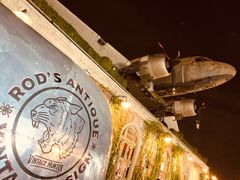-席娜卡琳火车铁道夜市