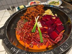 -卤校长老火锅(杨家坪直营店)