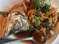 -Chom Cafe and Restaurant
