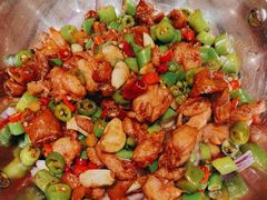 -辛香味烧鱼馆·非遗技艺·排骨红烧肉(光谷医药园店)