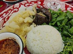 -闯关东东北农家菜(崂山石老人店)