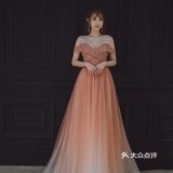 超美的敬酒服