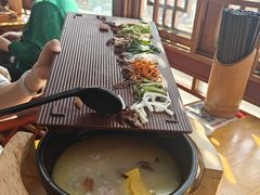 -桥香园过桥米线(国贸店)