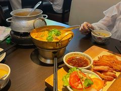 -大头虾越式风味餐厅(光明广场店)