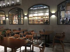 -百新书局(尚悦湾店)