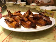 招牌烤乳鸽-石岐佬中山菜馆(张溪店)