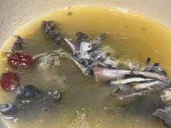 -黑鸡小馆(金源店)