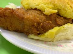 猪扒包-胜利茶餐室