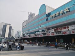 -罗湖口岸交通楼-停车场