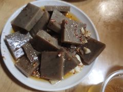 -宏兴烤鱼山庄(宣恩总店)