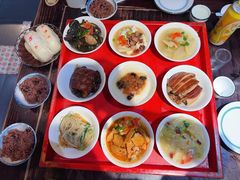 -蓝田九大碗民俗食府(蓝田店)