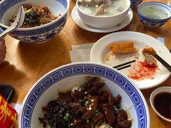 -沪西老弄堂面馆(定西路店)