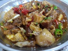 鱼泡烧牛肉-小民大排档(光谷店)