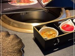 -铭牛烧肉·和牛海鲜自助(高新月牙湖店)