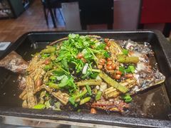 -俏巴妹烤鱼香锅(奥体店)