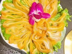 -顶顶汤火牛排火锅·经典铜锅涮肉