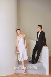 -雪中彩影婚纱摄影·微光艺术中心