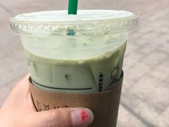 -星巴克臻选(盐城金鹰聚龙湖店)