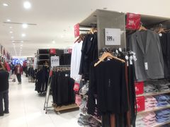 -优衣库(红谷滩万达店)