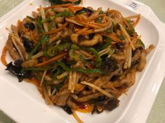 鱼香肉丝-东四民芳餐厅(世茂工三店)