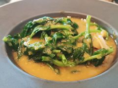 豌豆黄浸豌豆尖-半山腰·云南菜(侨福芳草地店)