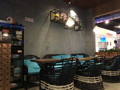 -杨小贤(东融国际影城店)